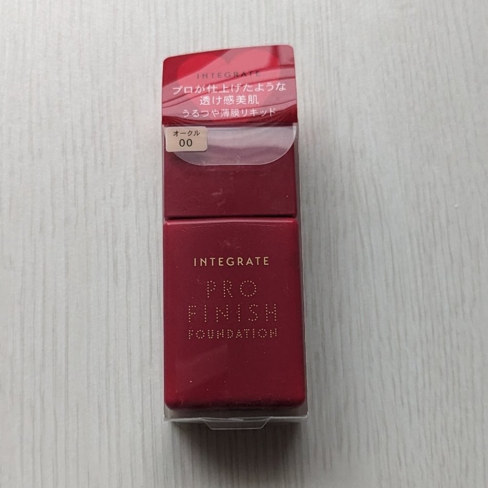 Shiseido Integrate Pro Finish Liquid Foundation SPF30 PA+++ (BRAND NEW)